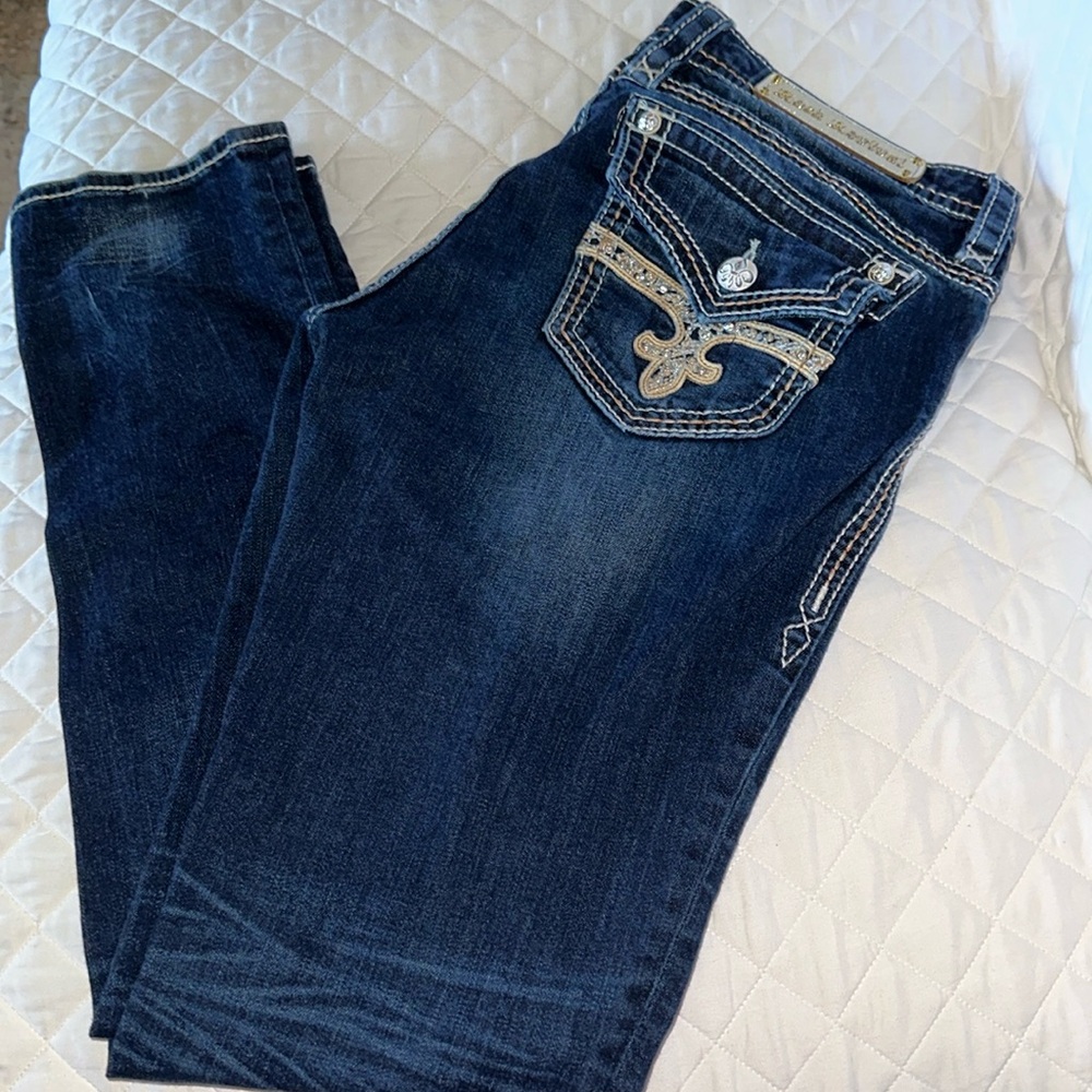 Dark Blue Women's Embroidered Pocket Jeans